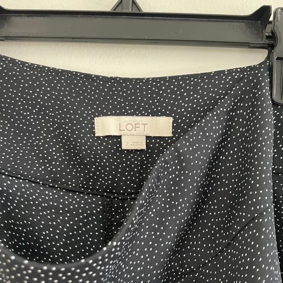 Loft Black Flow Shorts with Pockets and White Polka Dots - Picture 4 of 5